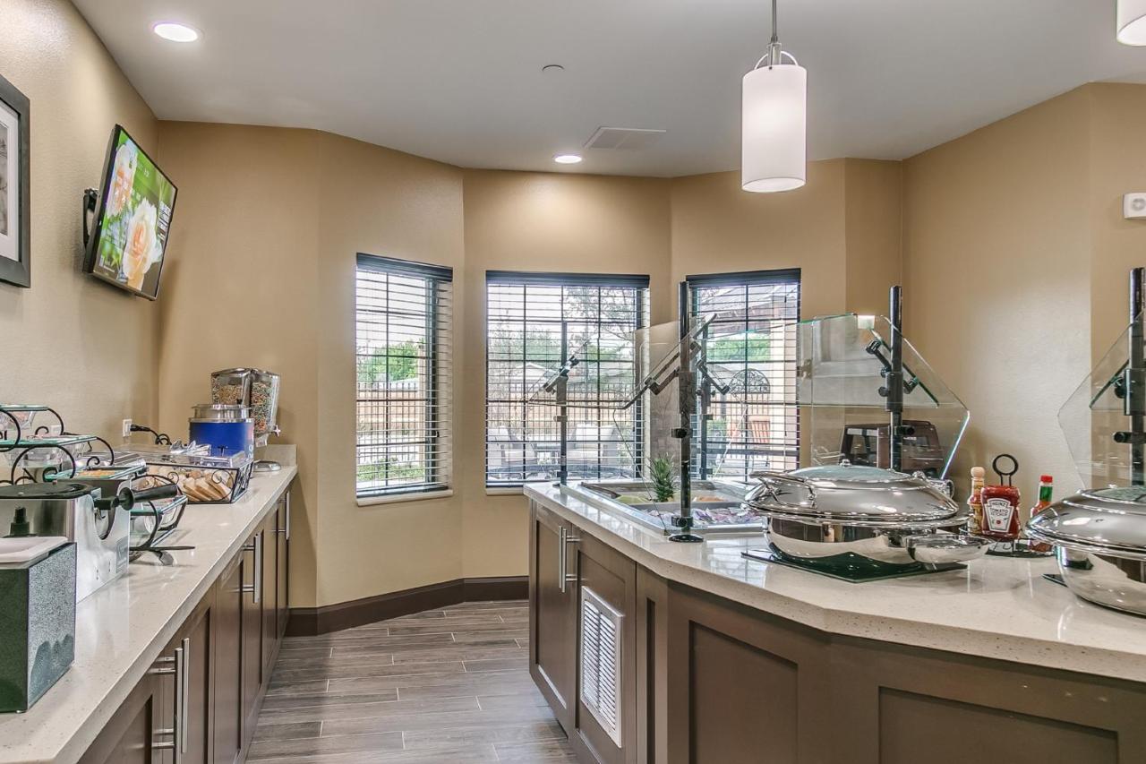 Staybridge Suites Lubbock South By Ihg Exteriér fotografie