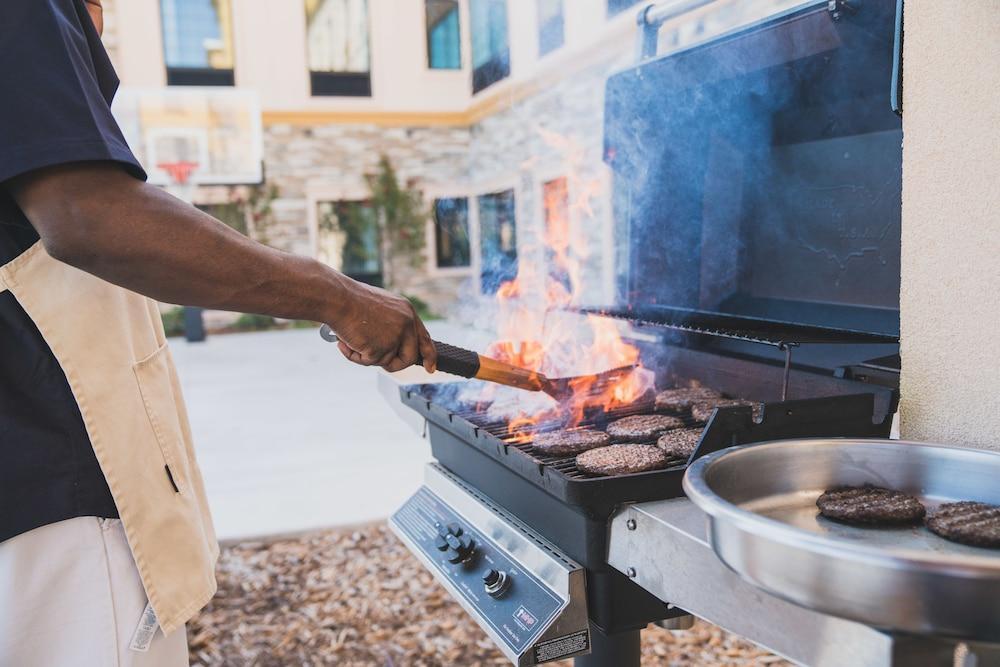 Staybridge Suites Lubbock South By Ihg Exteriér fotografie