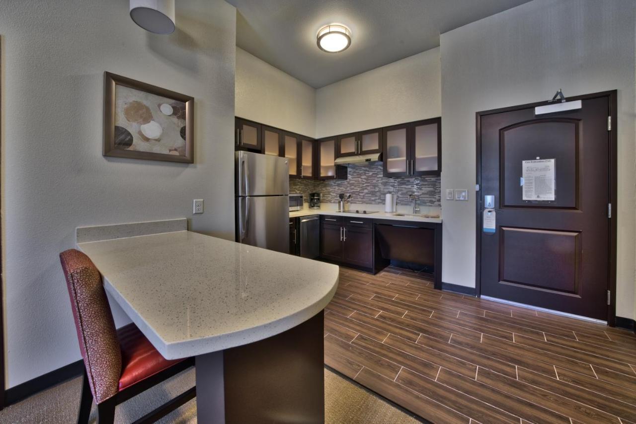 Staybridge Suites Lubbock South By Ihg Exteriér fotografie